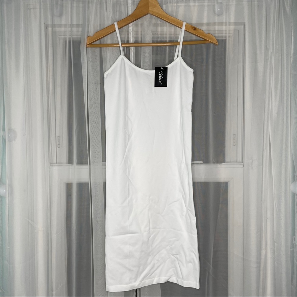 White Seamless Slip